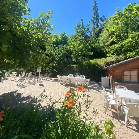 Venosc, Le De La Grange, Acces Piscine Et Espace Bien-etre レ・デュー・アルプ